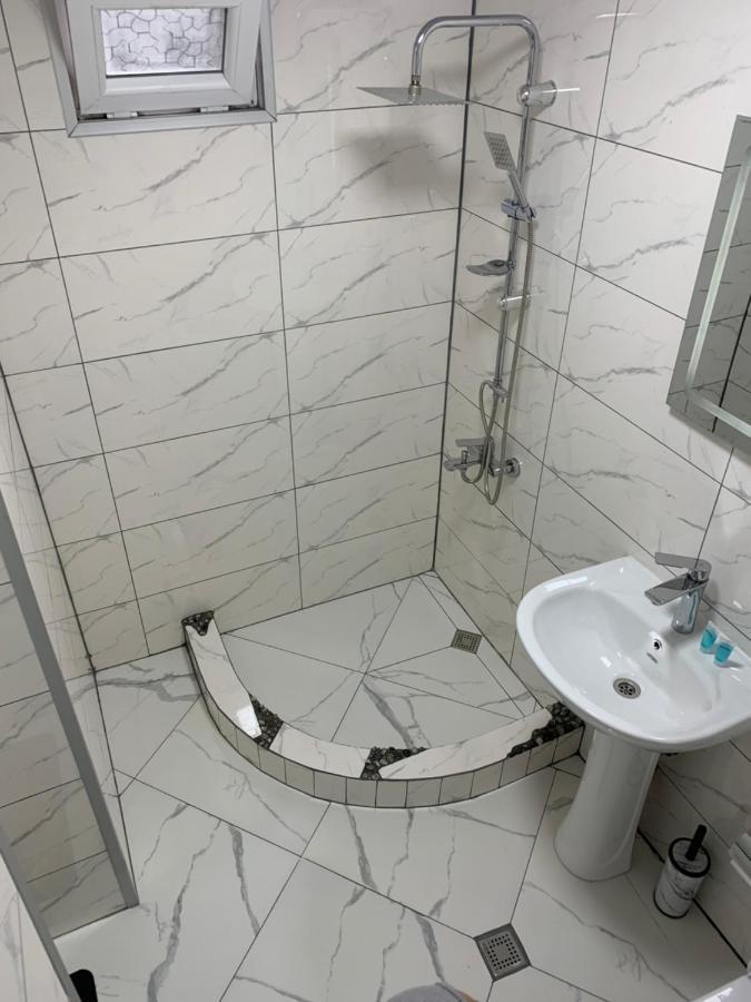 Mate'S Home Kazbegi Dış mekan fotoğraf